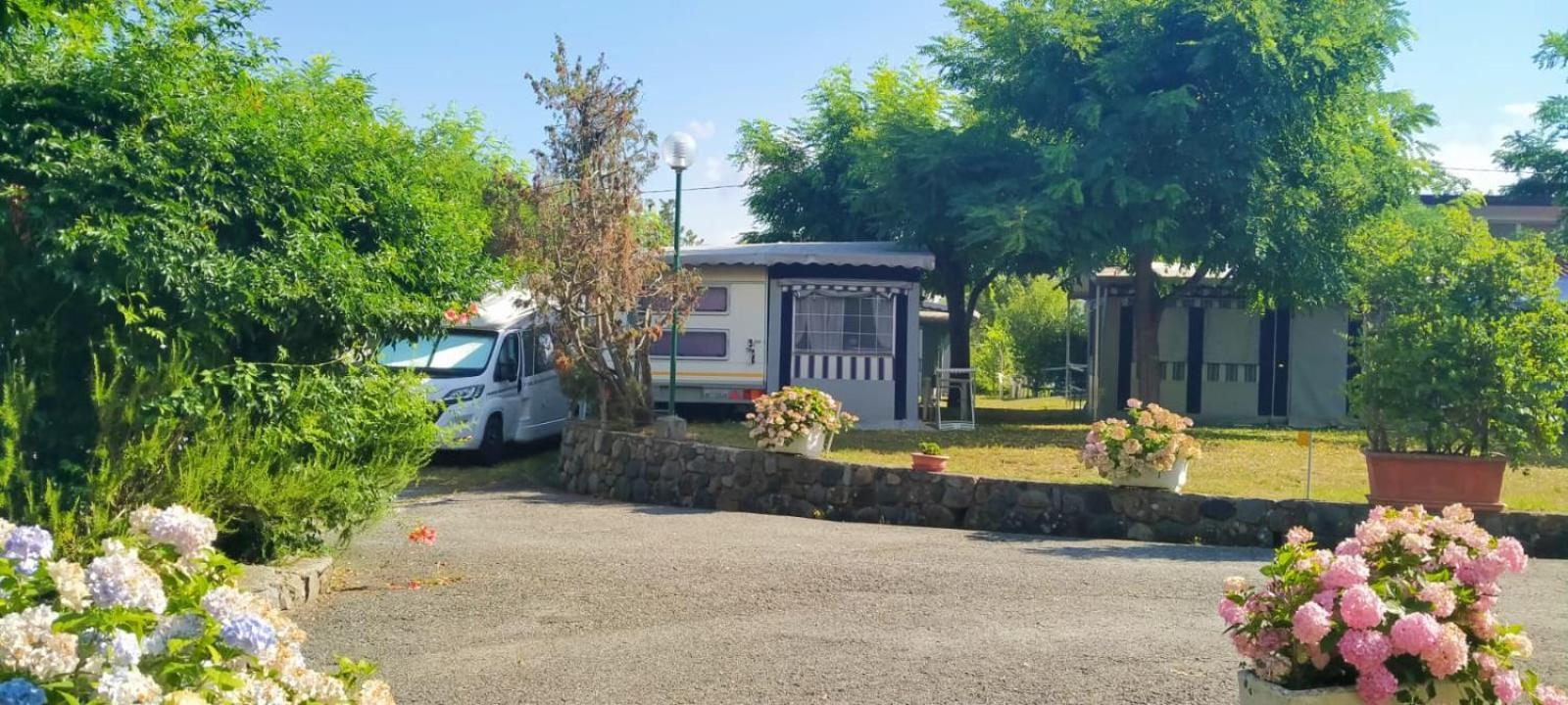 Parco Vacanze Bracchetto Vetta Hotel Carrodano Inferiore ห้อง รูปภาพ